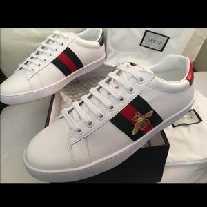 Gucci men’s ace embroidered sneakers